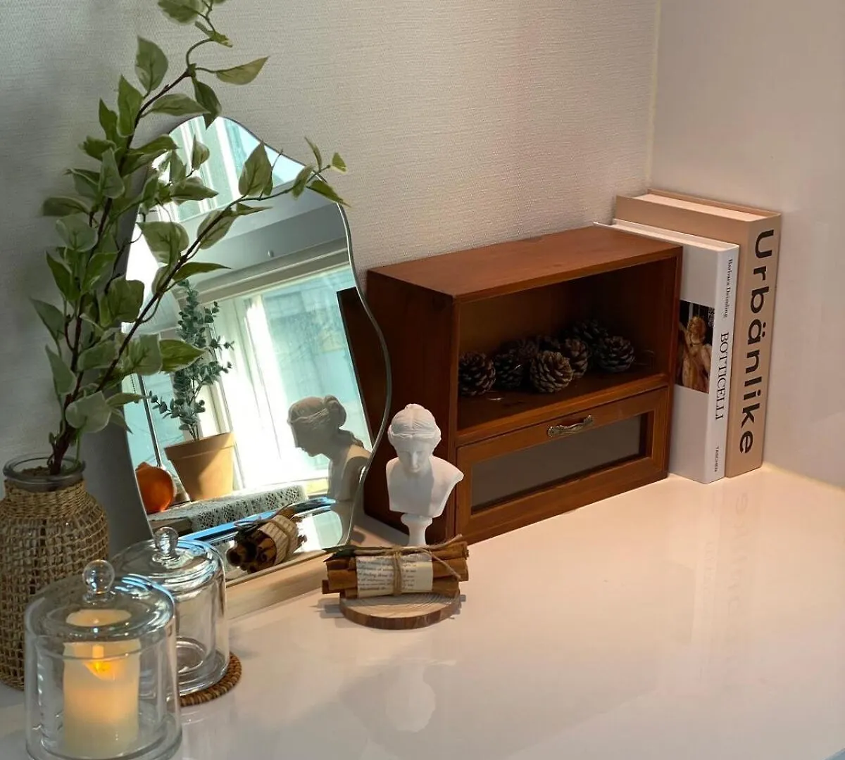 # Yeouido 10 Minutes # Yeongdeungpo Market Station 1 Minute # Urban Forest Speed Sensibility # Long Stay Seoul Apartment